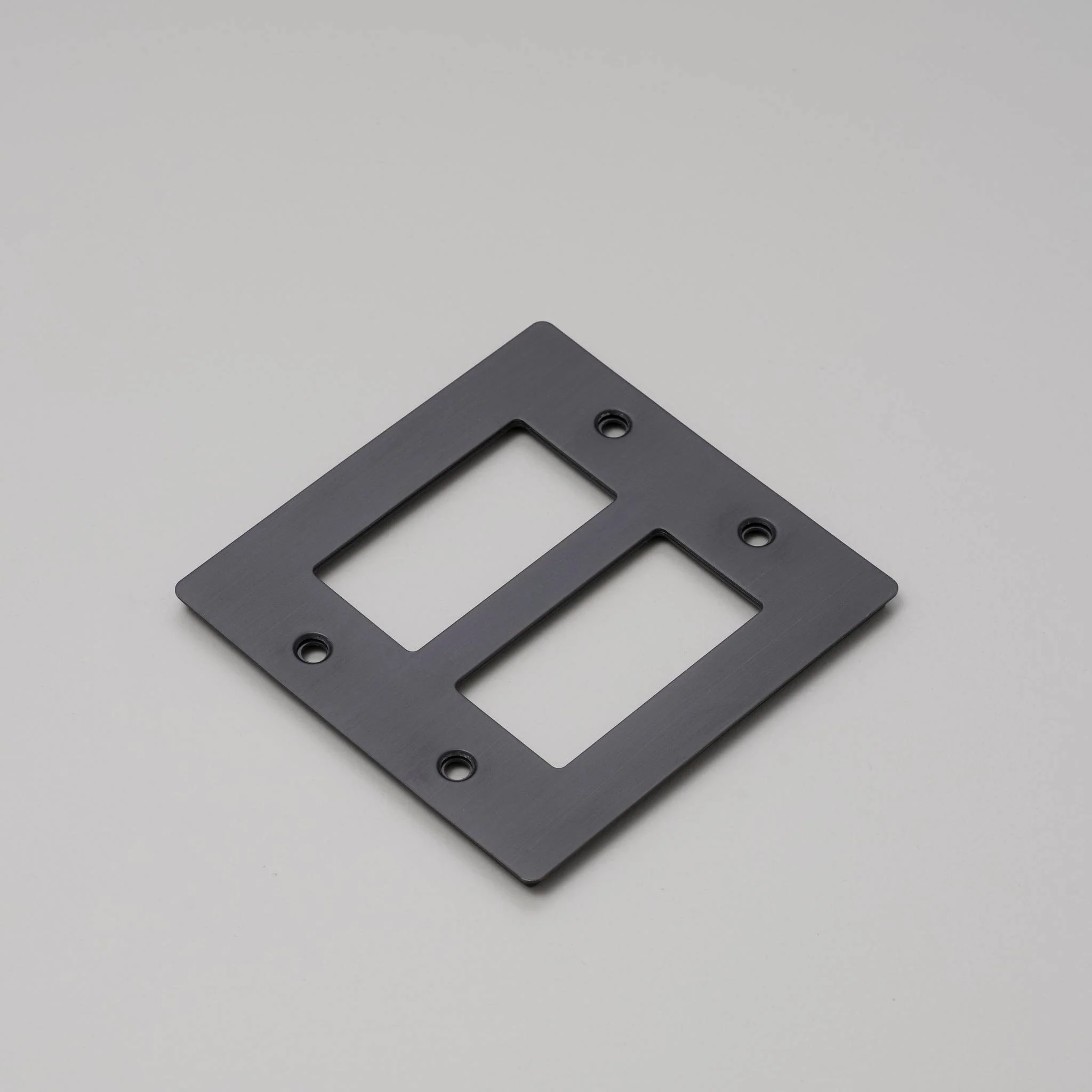 2G Plate / Without Logo - Image 4