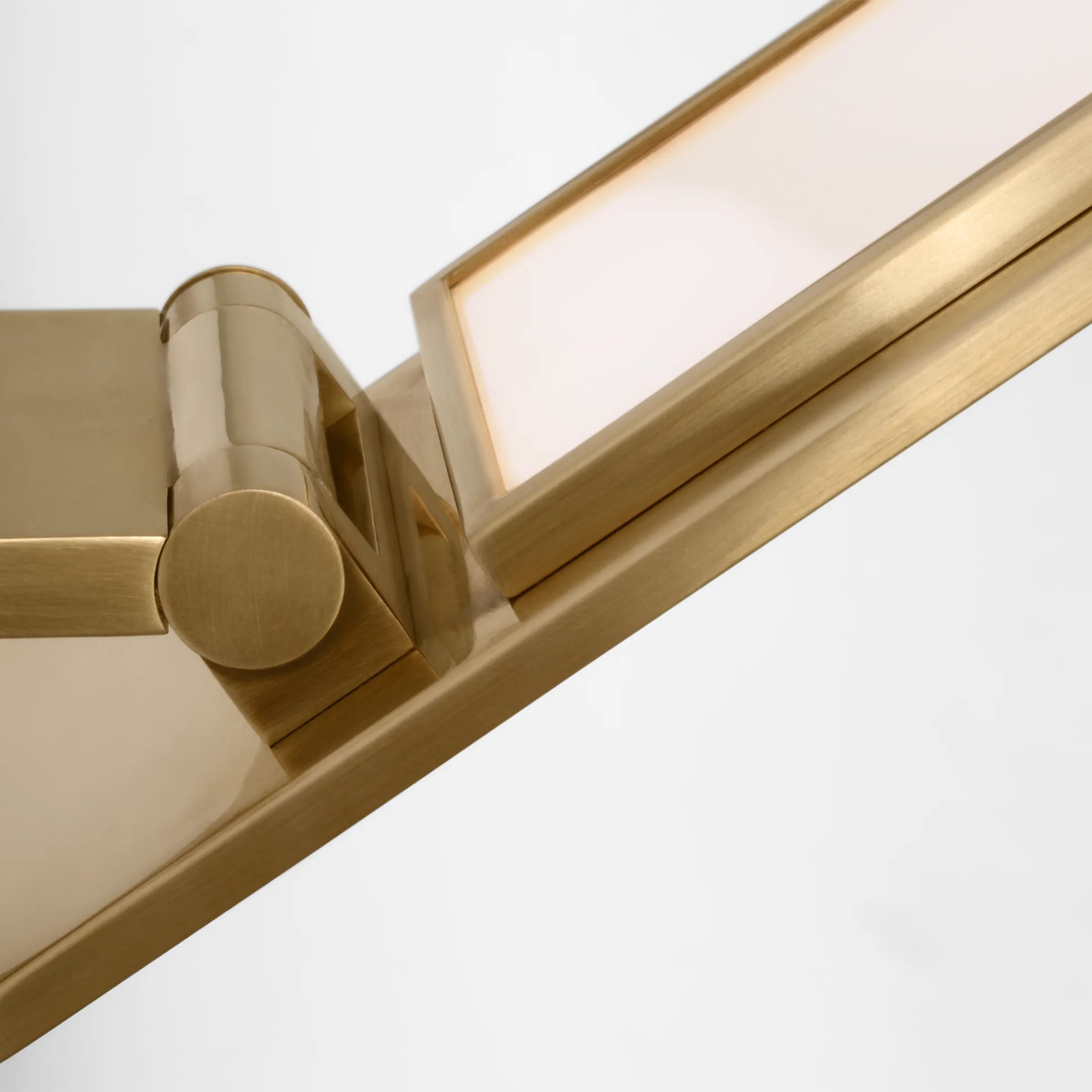 Angolo 11" Sconce - Image 6
