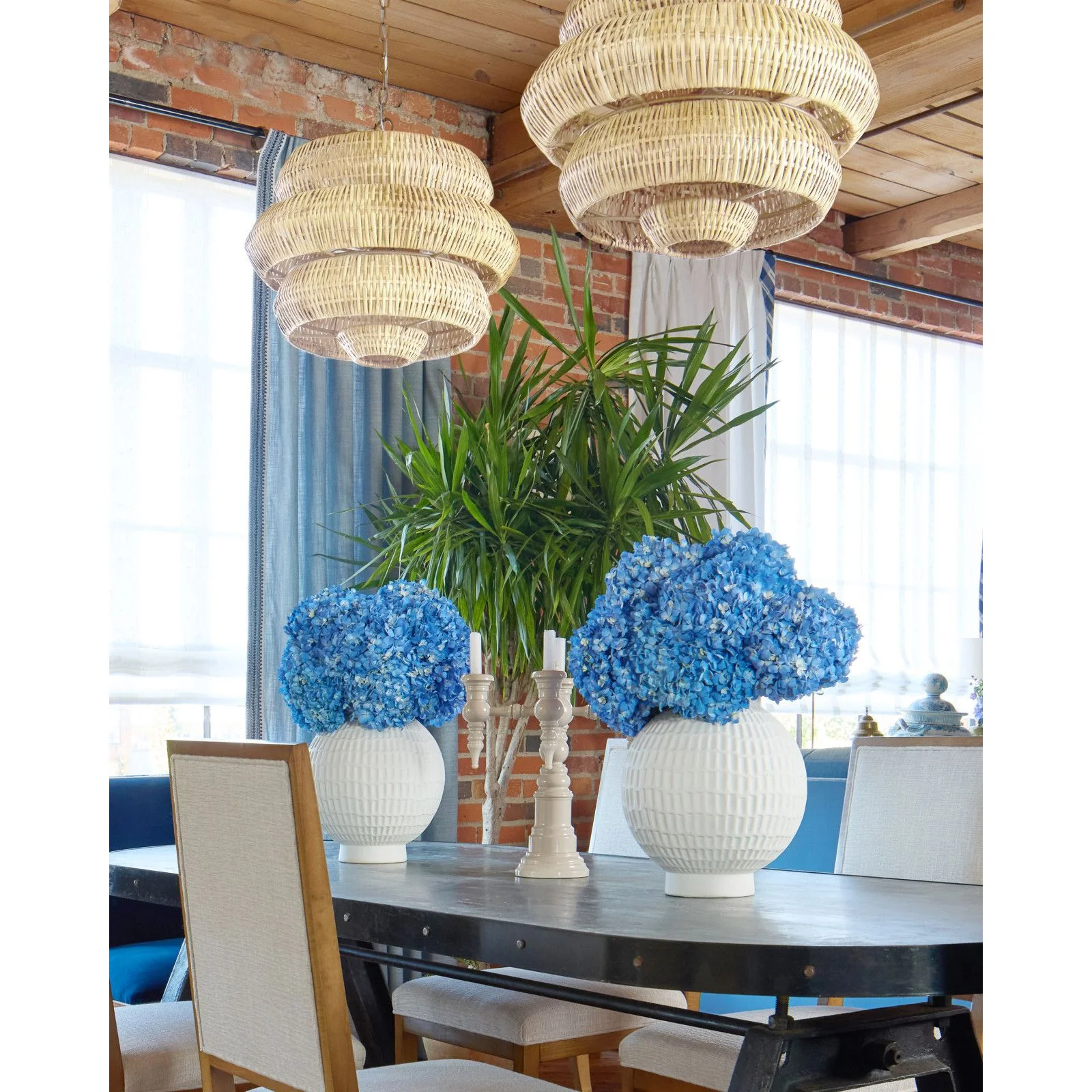 Antibes White Chandelier - Image 7