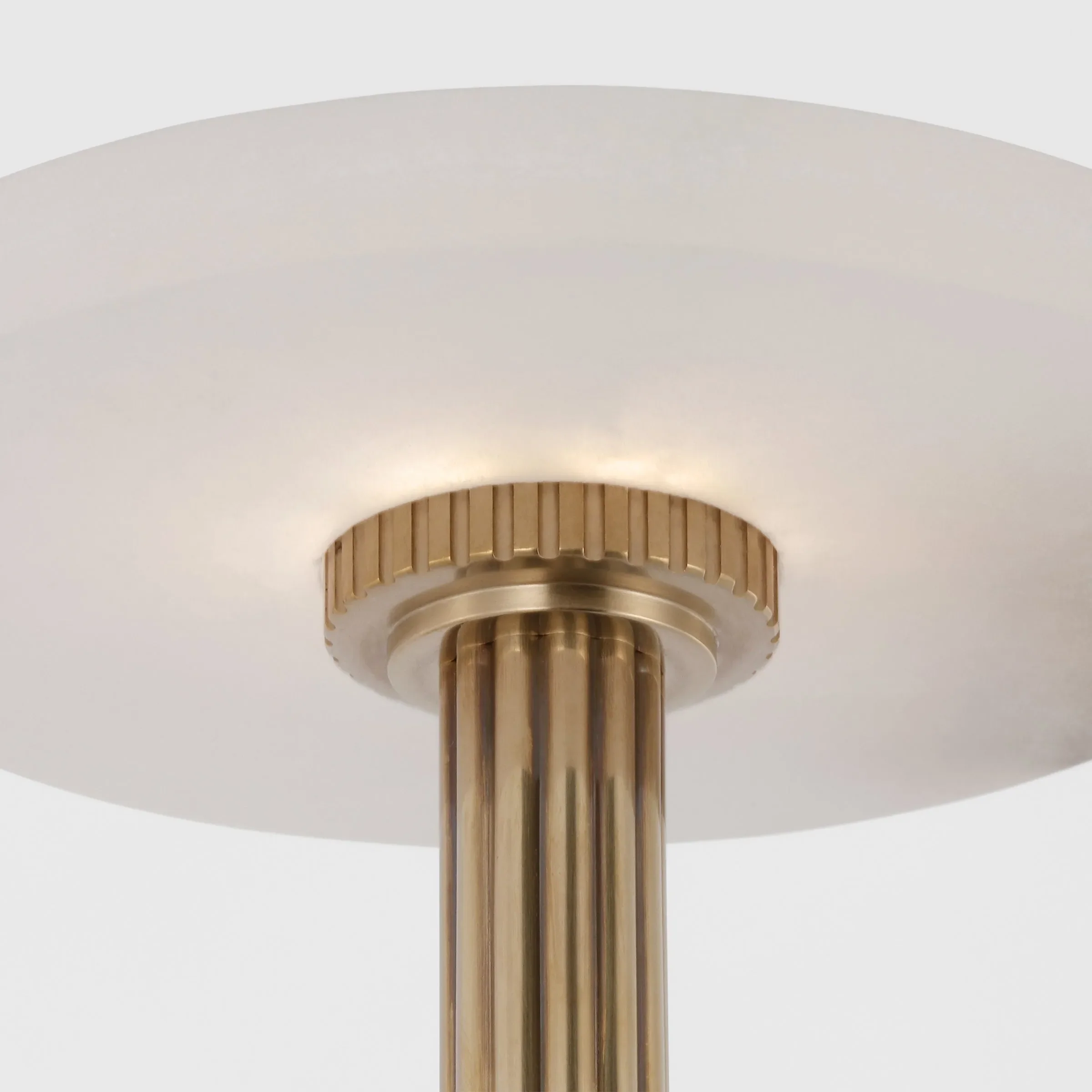 Aran 9" Rechargeable Accent Lamp - Image 9