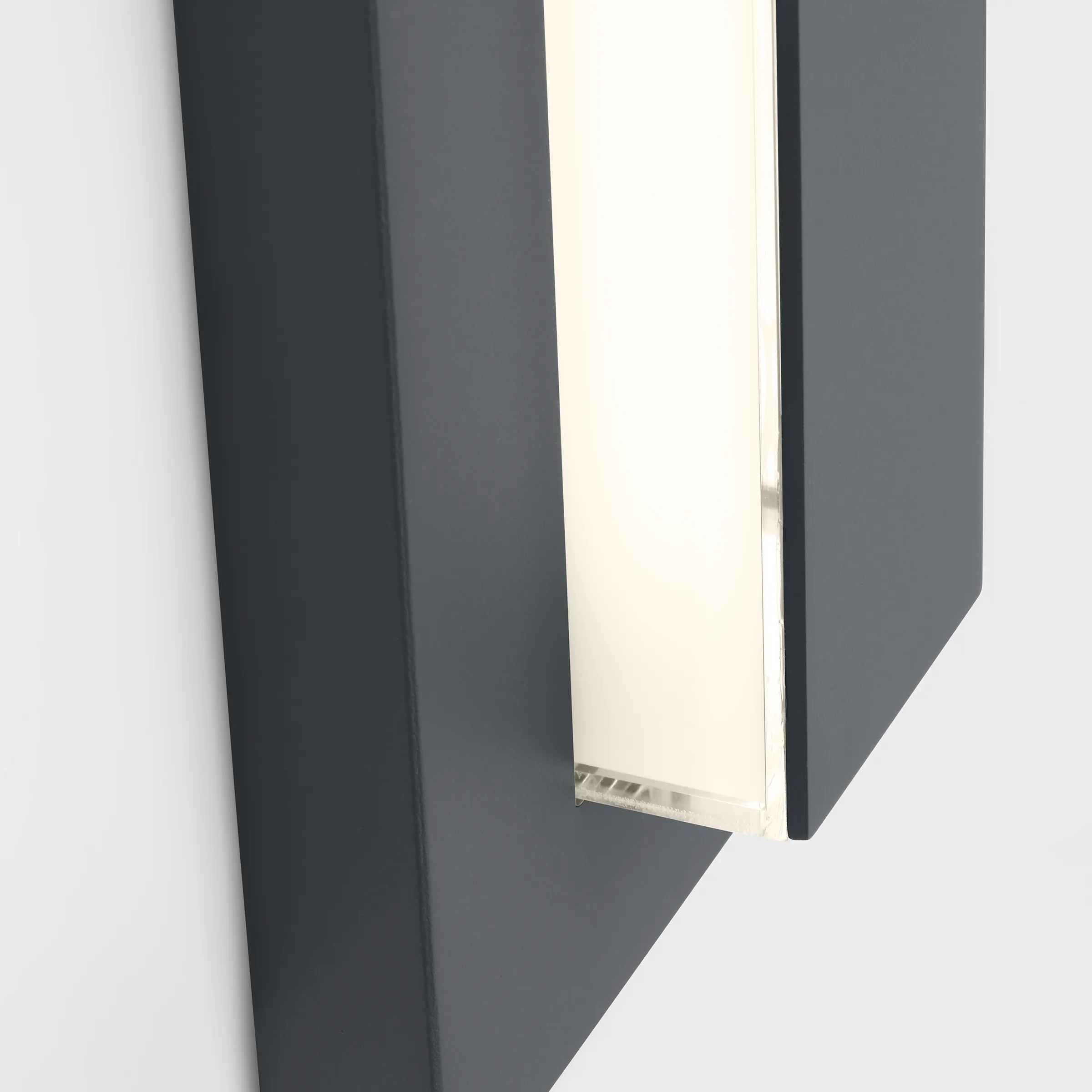 Aspen 60 Outdoor Wall - Image 10