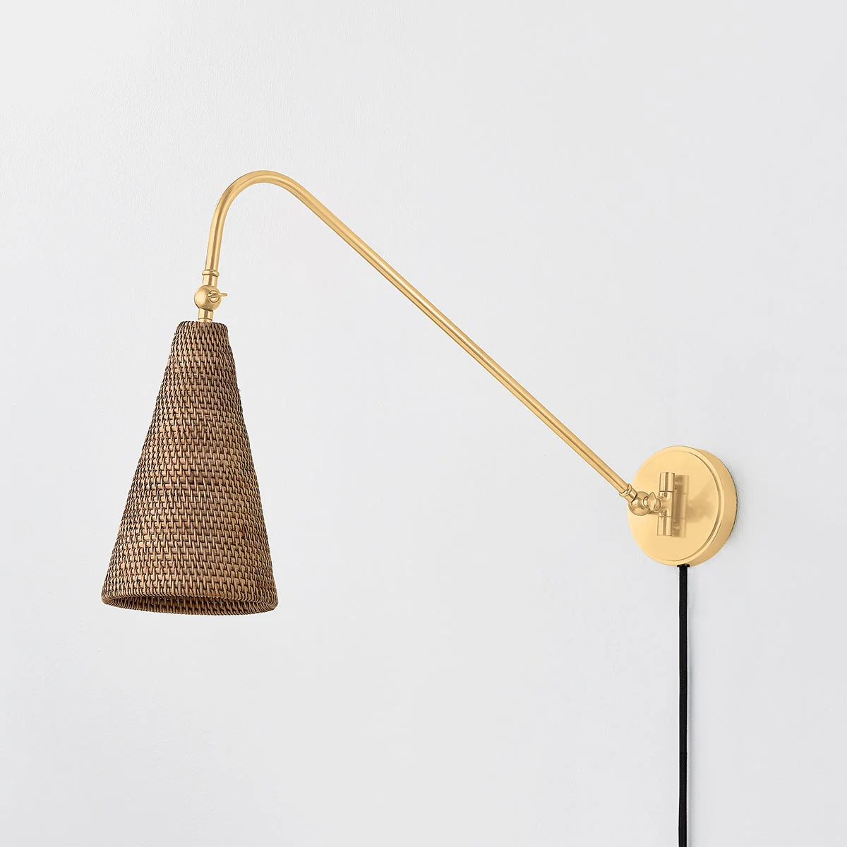Averack Plug-In Sconce - Image 5
