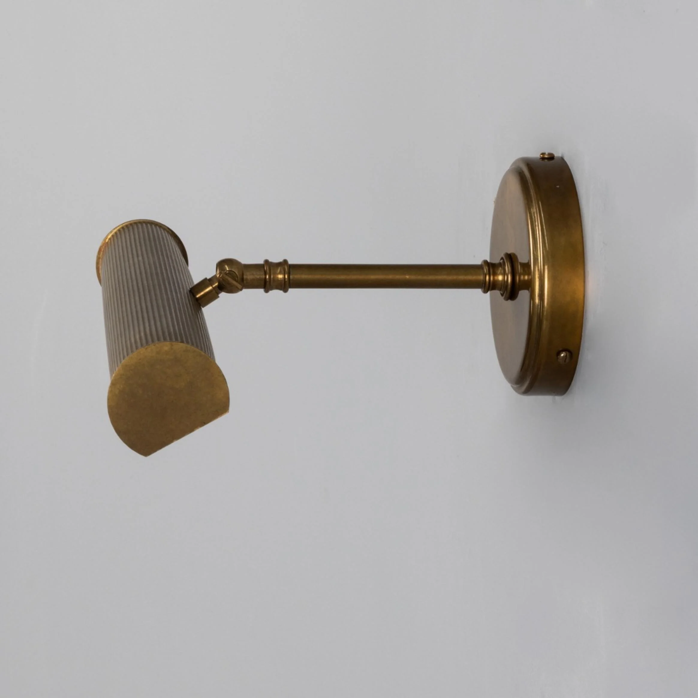 Bilbury 14" Adjustable Reeded Picture Light - Image 10
