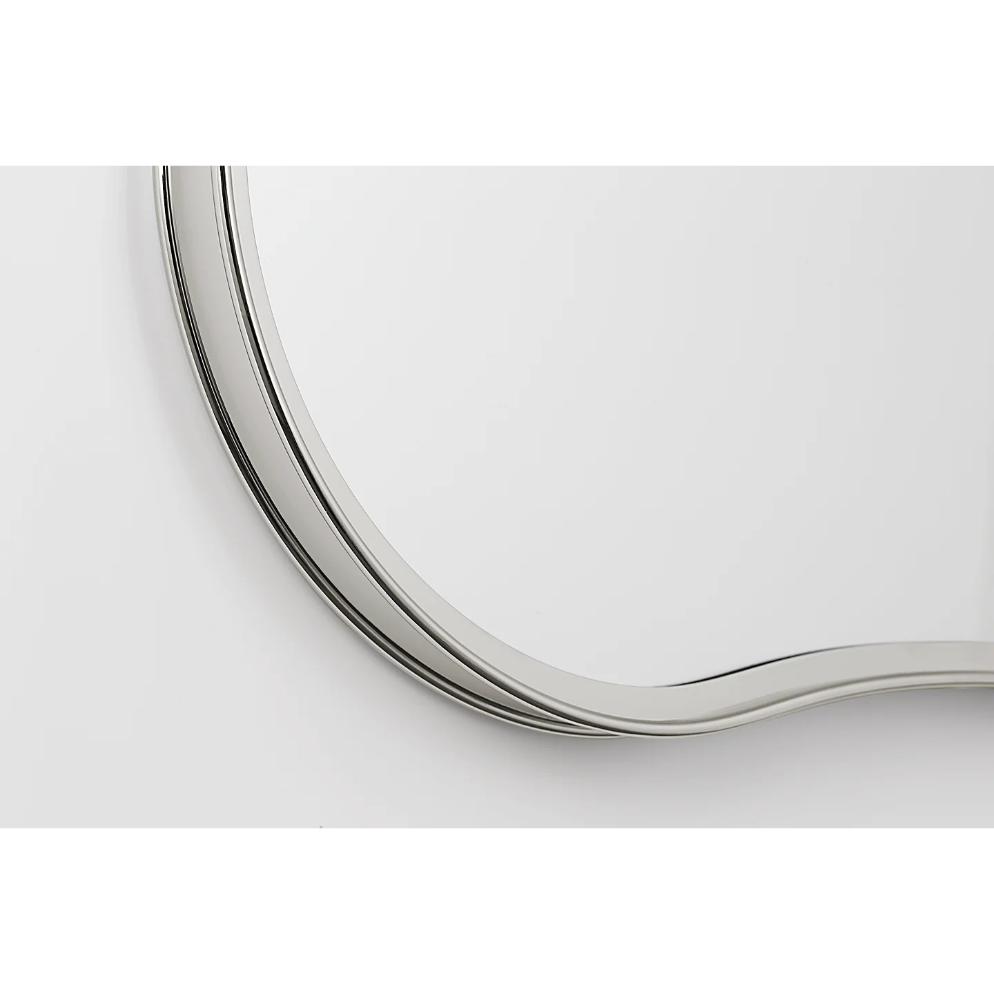 Cosway 24" x 36" Rectangular Mirror - Image 10