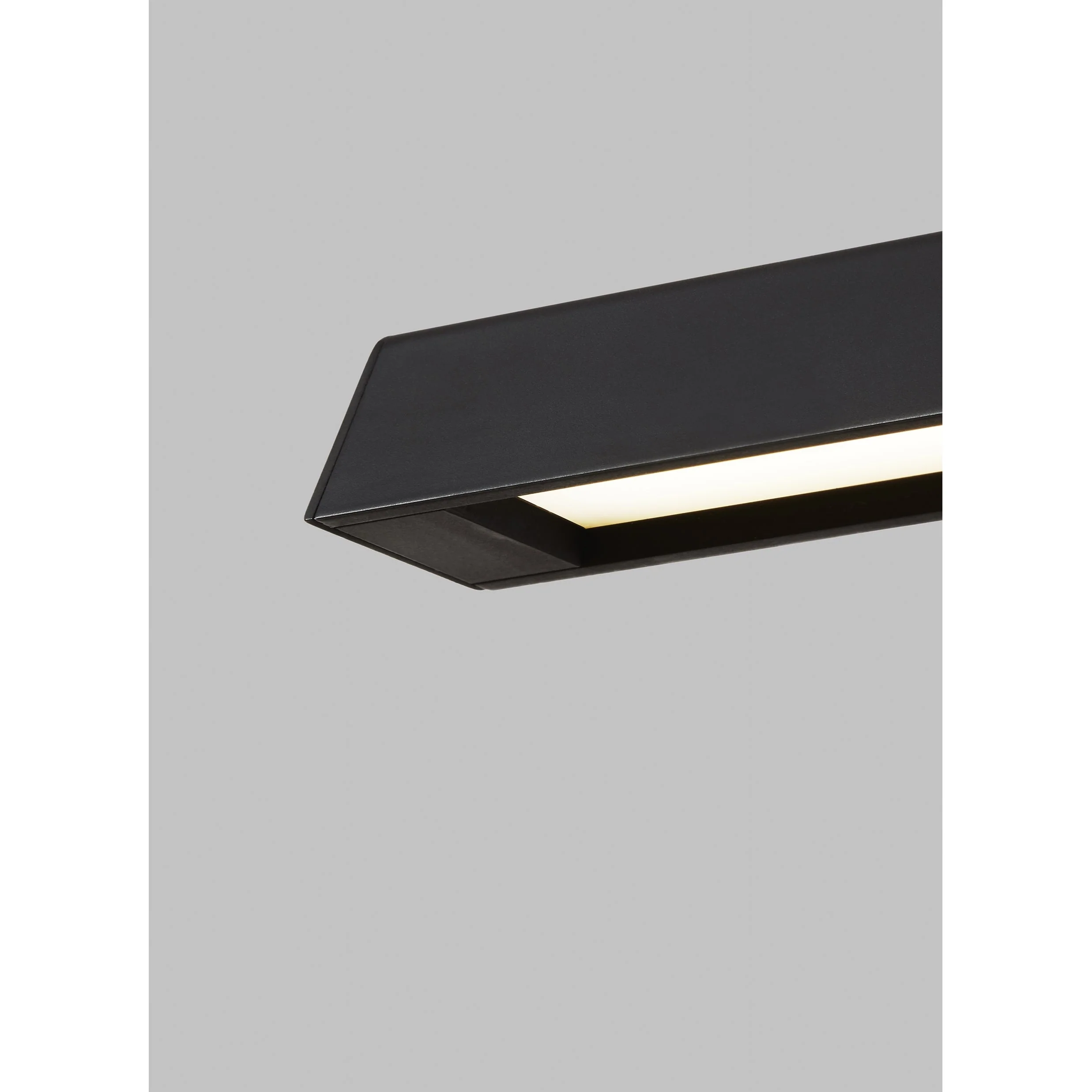 Dessau 48 Linear Chandelier - Image 15