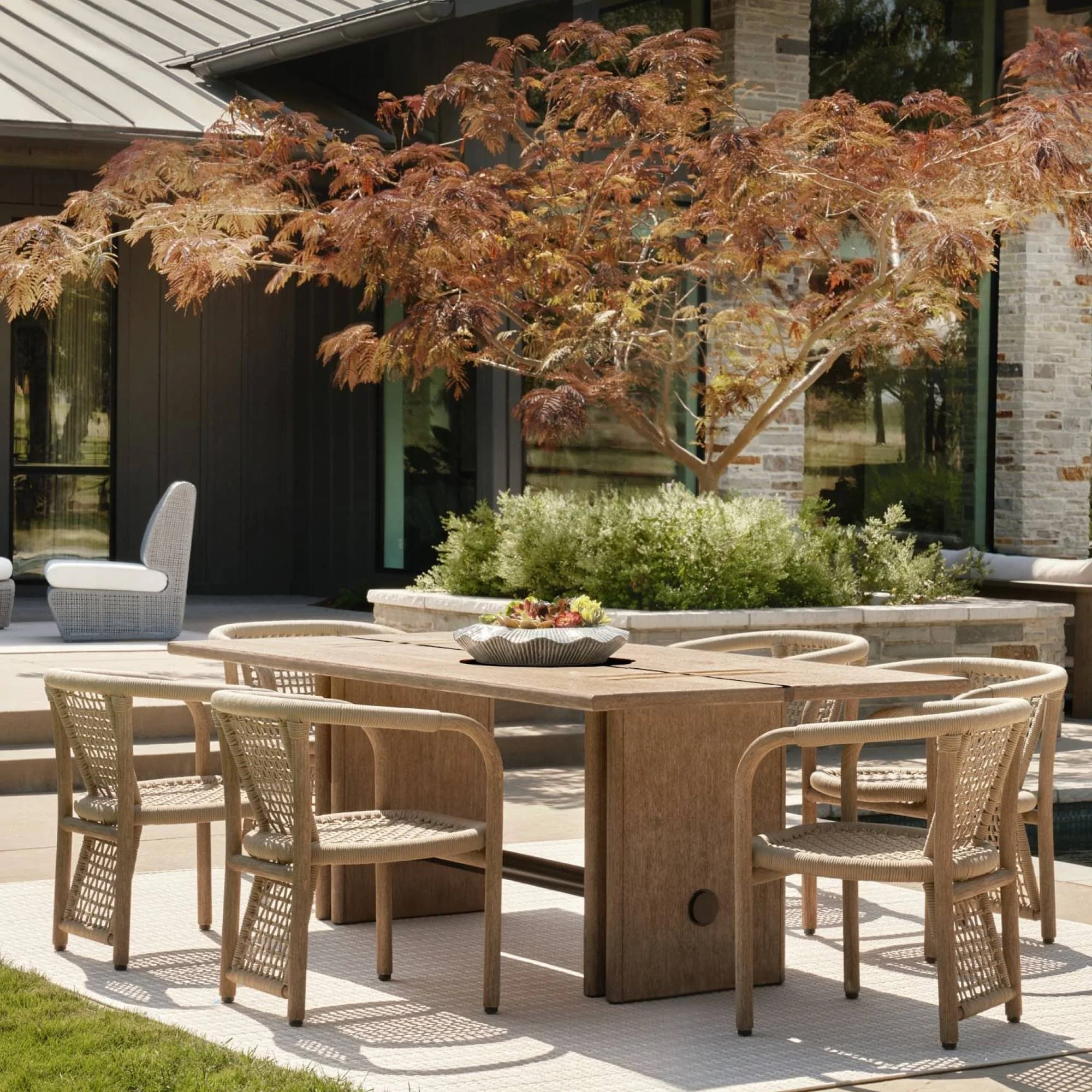 Dominic Outdoor Dining Table - Image 4