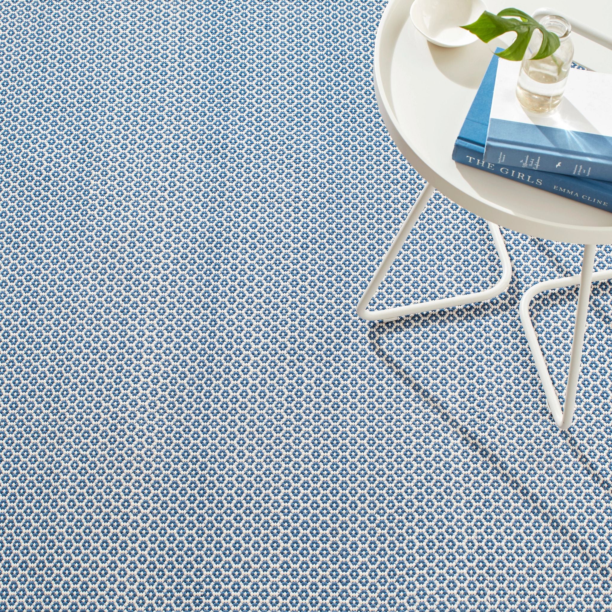 Finn Denim Handwoven Indoor / Outdoor Rug - Image 2