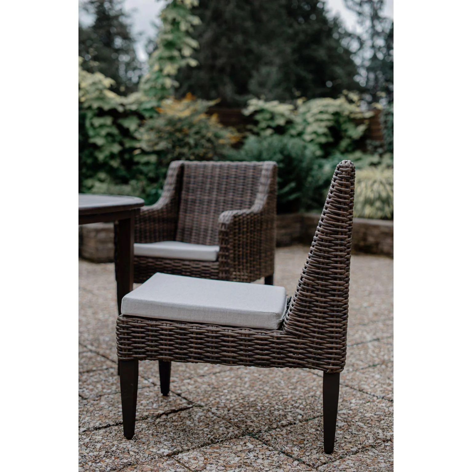 Glendale Swivel Gliding Club Chair - Image 4
