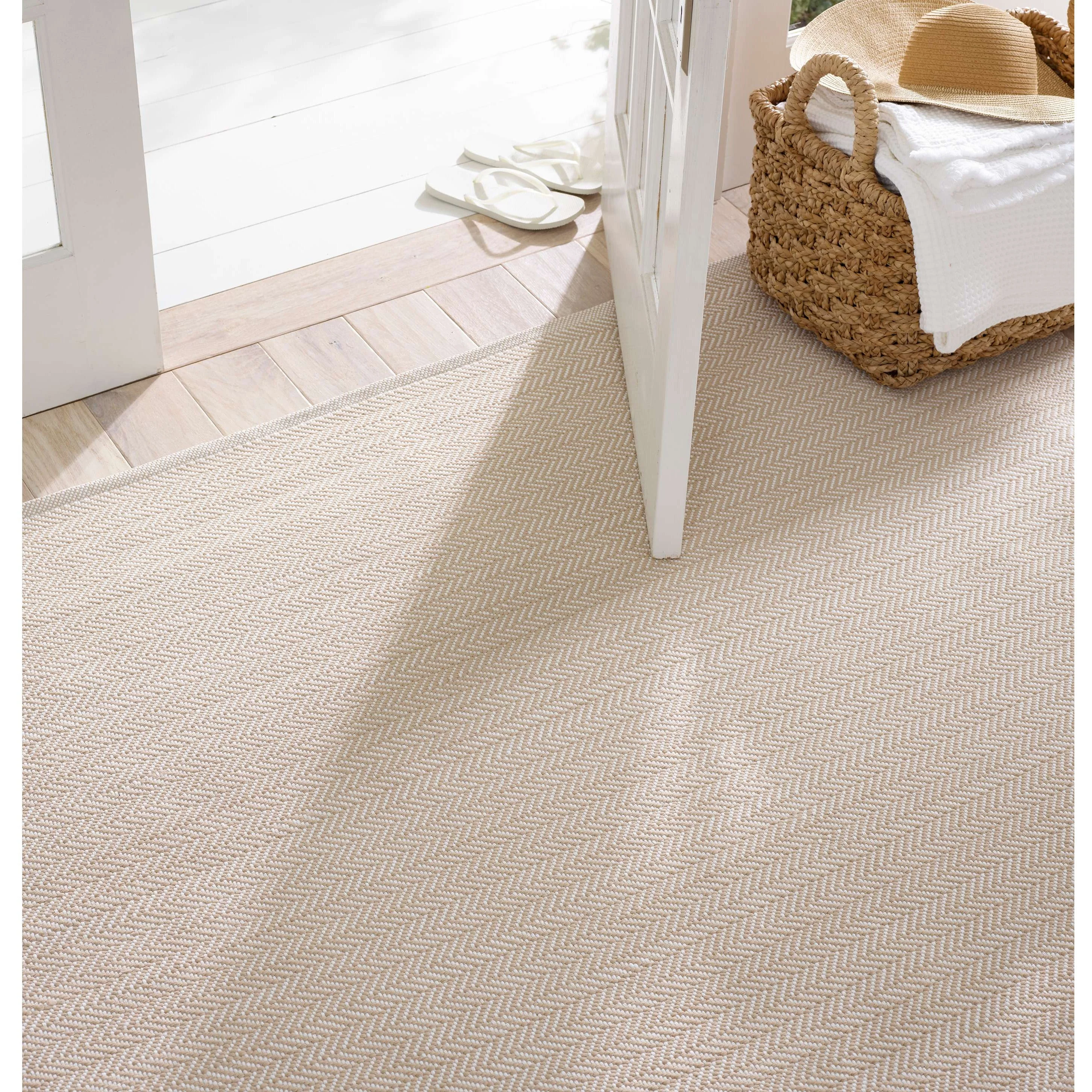 Herringbone Linen/White Indoor/Outdoor Rug - Image 3