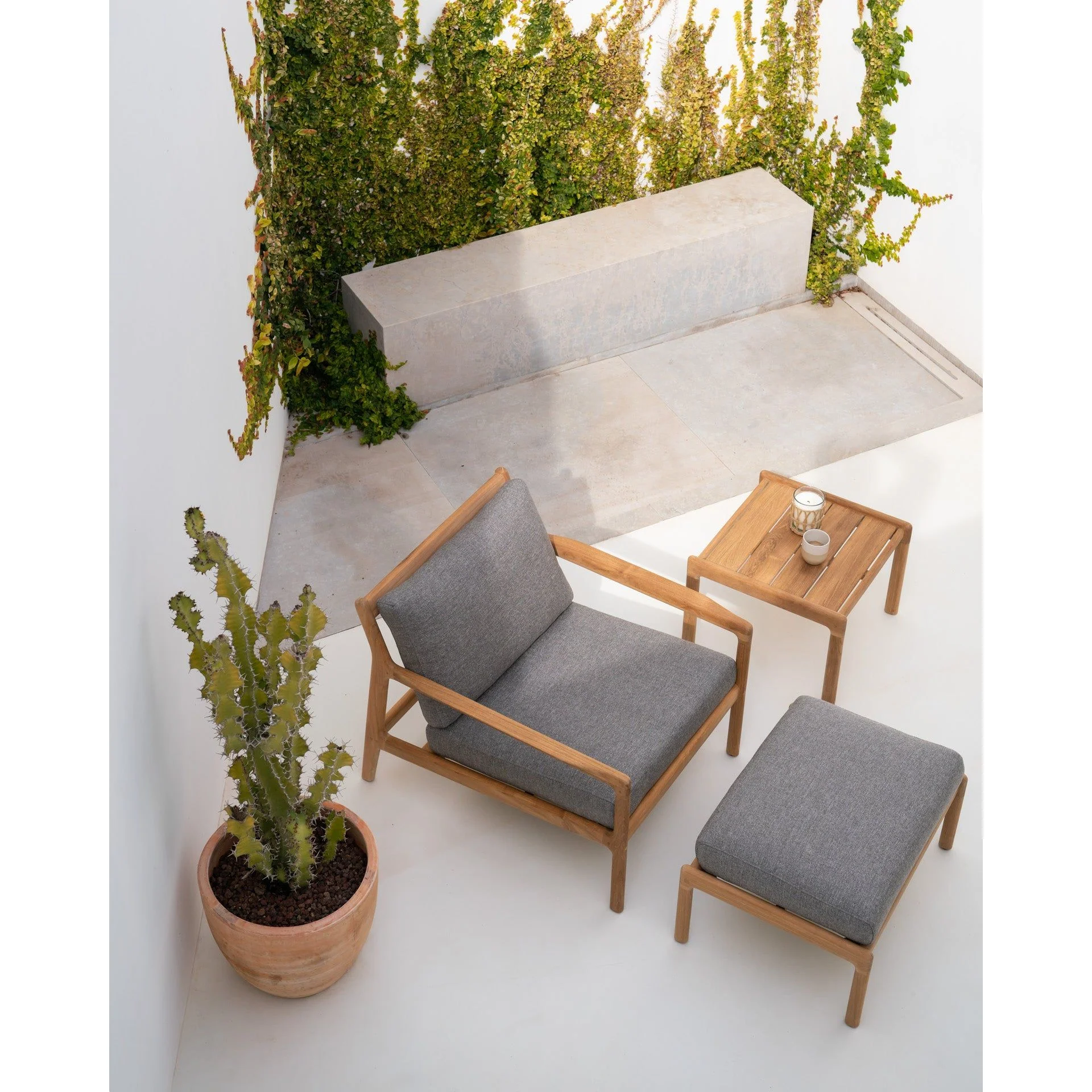 Jack outdoor lounge chair - Teak - Image 18