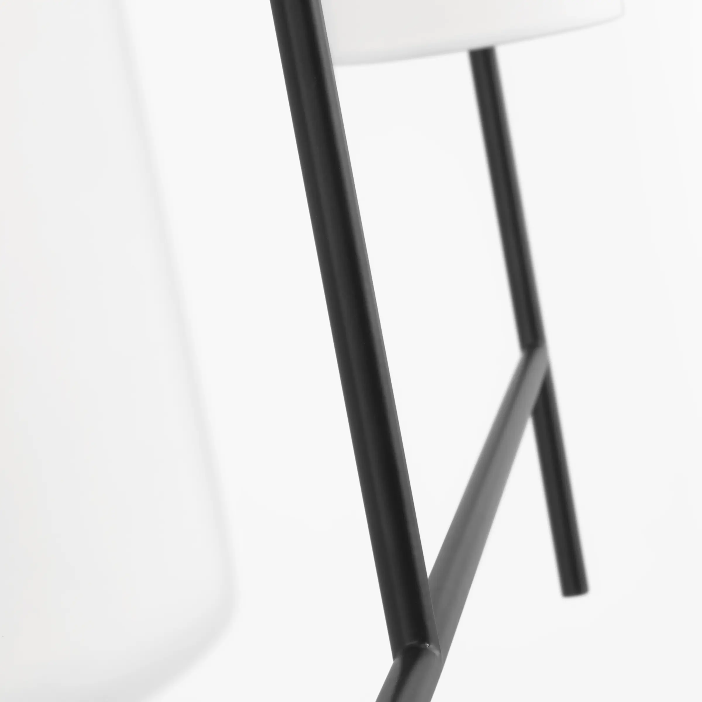 Key Medium Linear Chandelier - Image 5