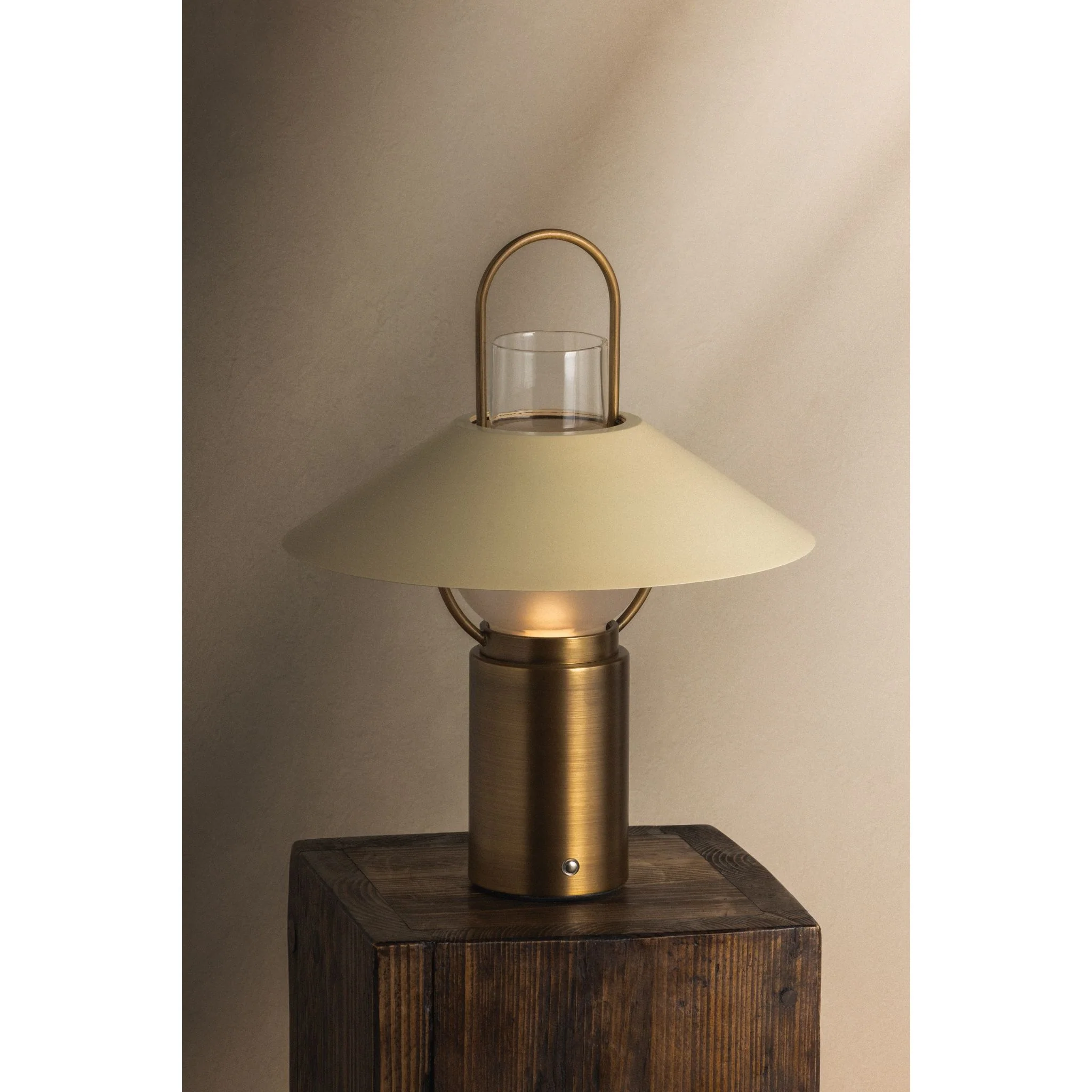 Kindle Rechargeable Table Lamp | Lauren Liess x Troy Lighting - Image 9