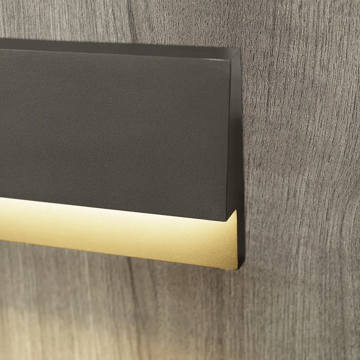 Krysen Outdoor Wall/Step Light - Image 5