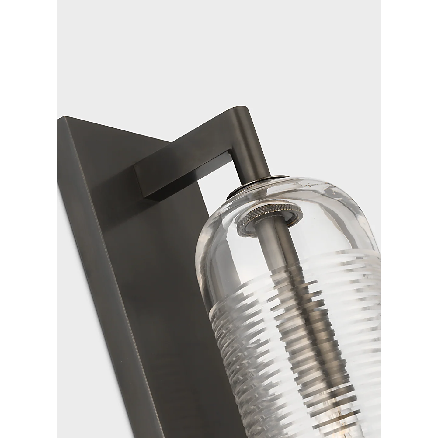 Leano 17 Sconce - Image 4