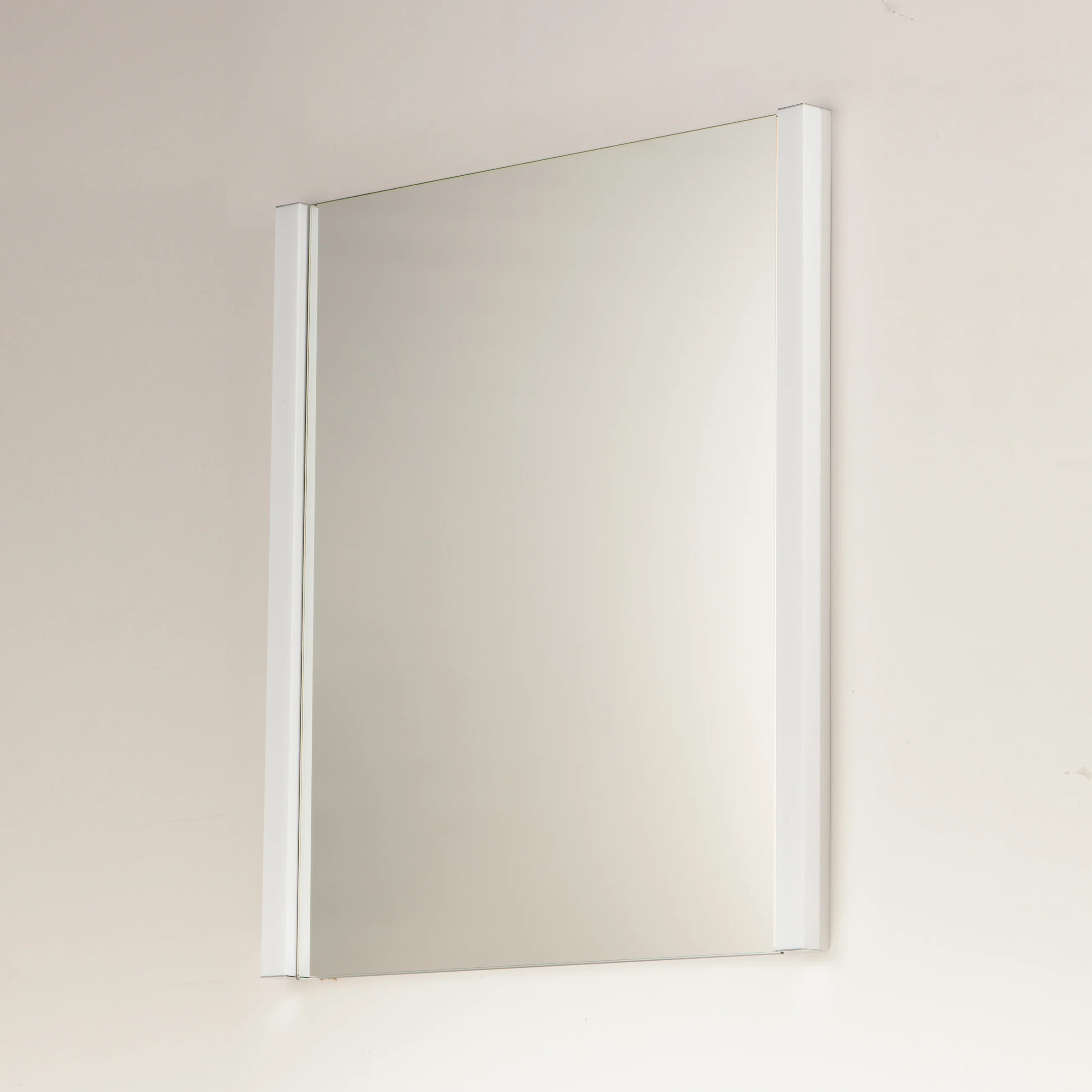 Luminance 33"W X 36"H LED Mirror Kit - Image 2
