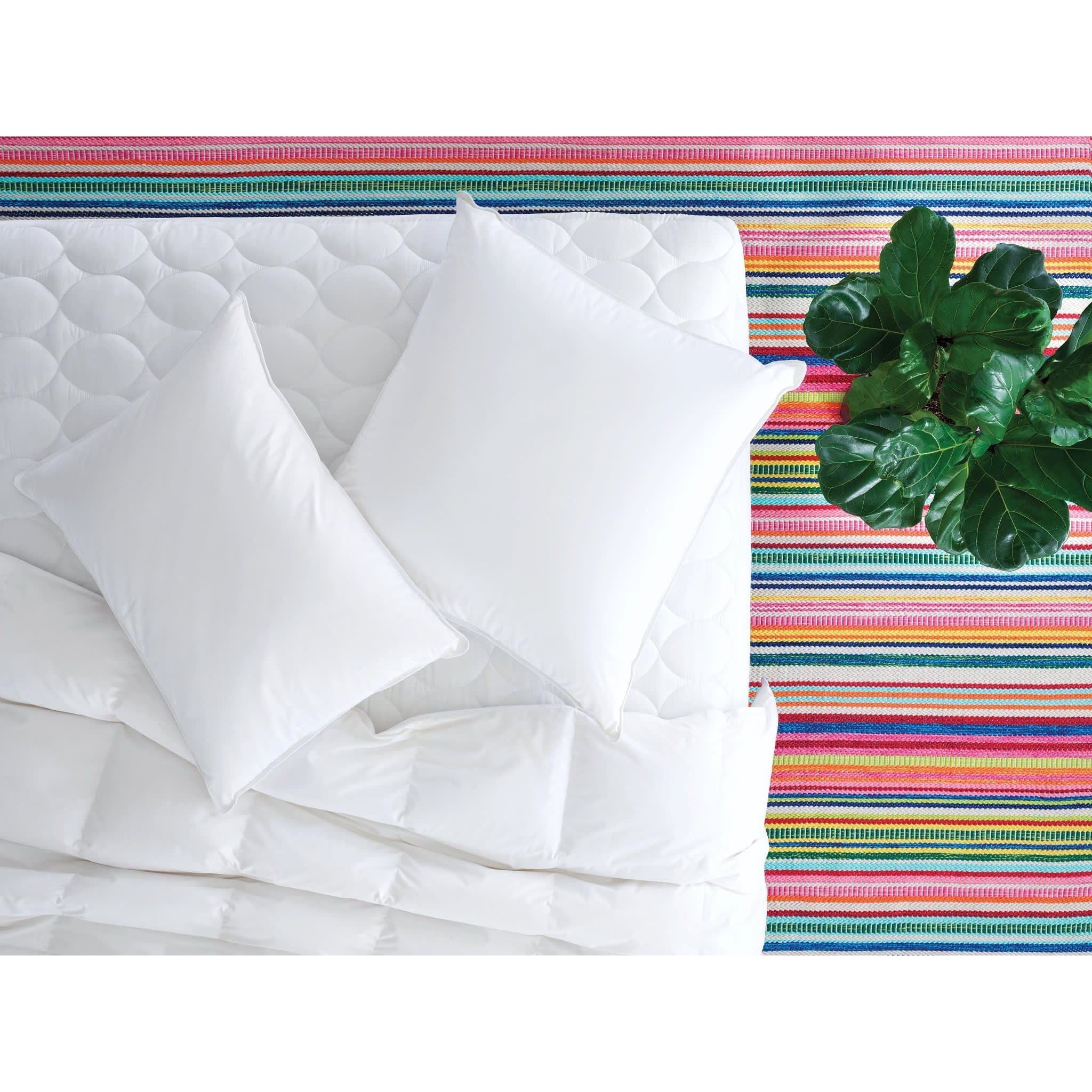 Mantra Down Alternative Duvet Insert | White - Image 2