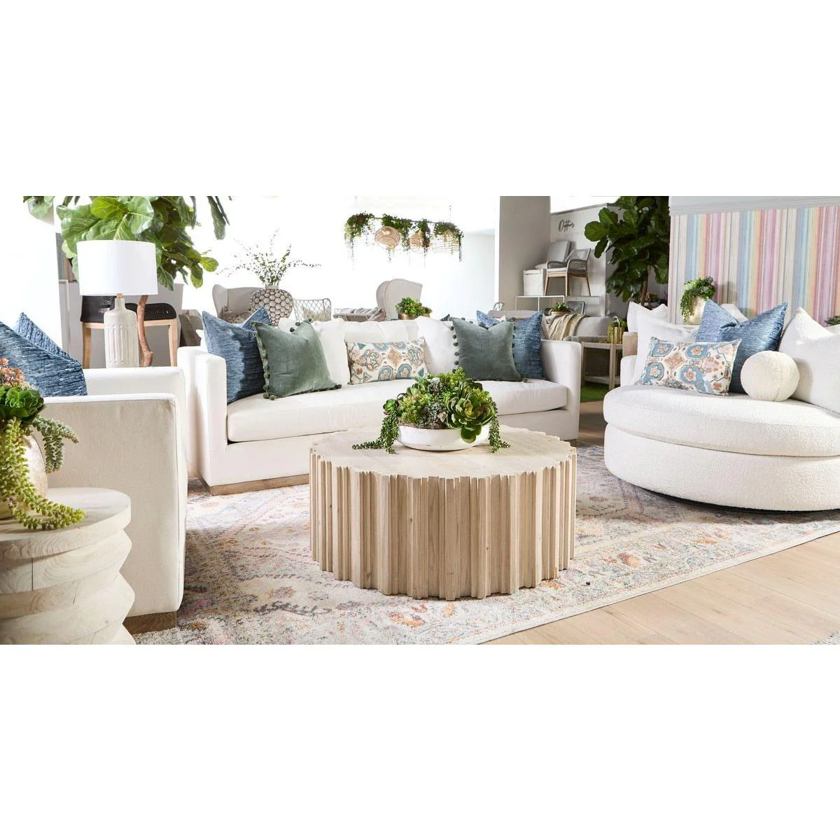 Pier Accent Table - Image 20