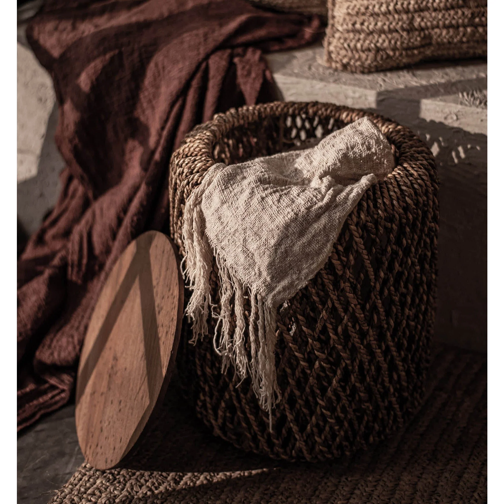 Ramiro Knut Side Table - Image 4