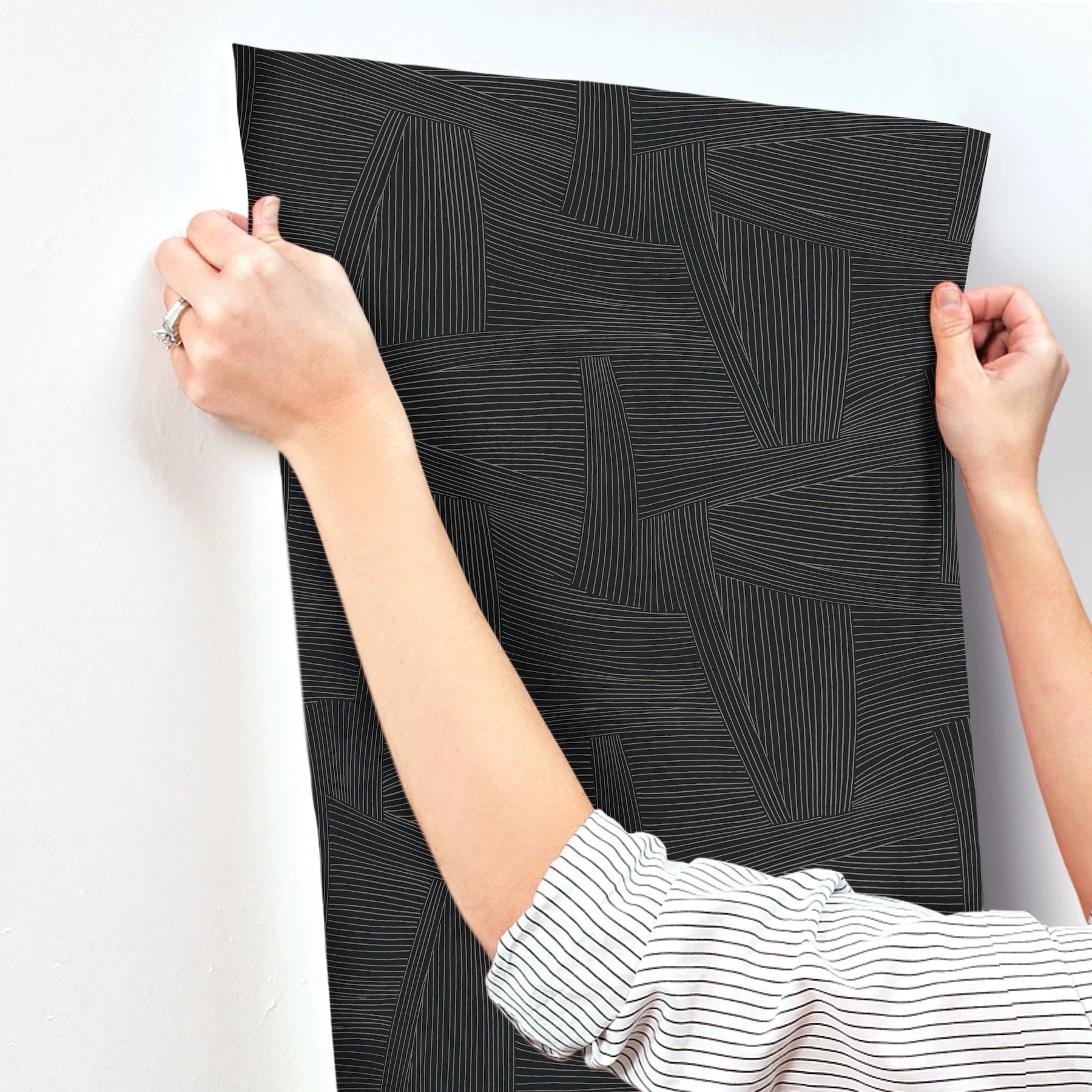 Reid Woven Geometric Wallpaper - Image 31