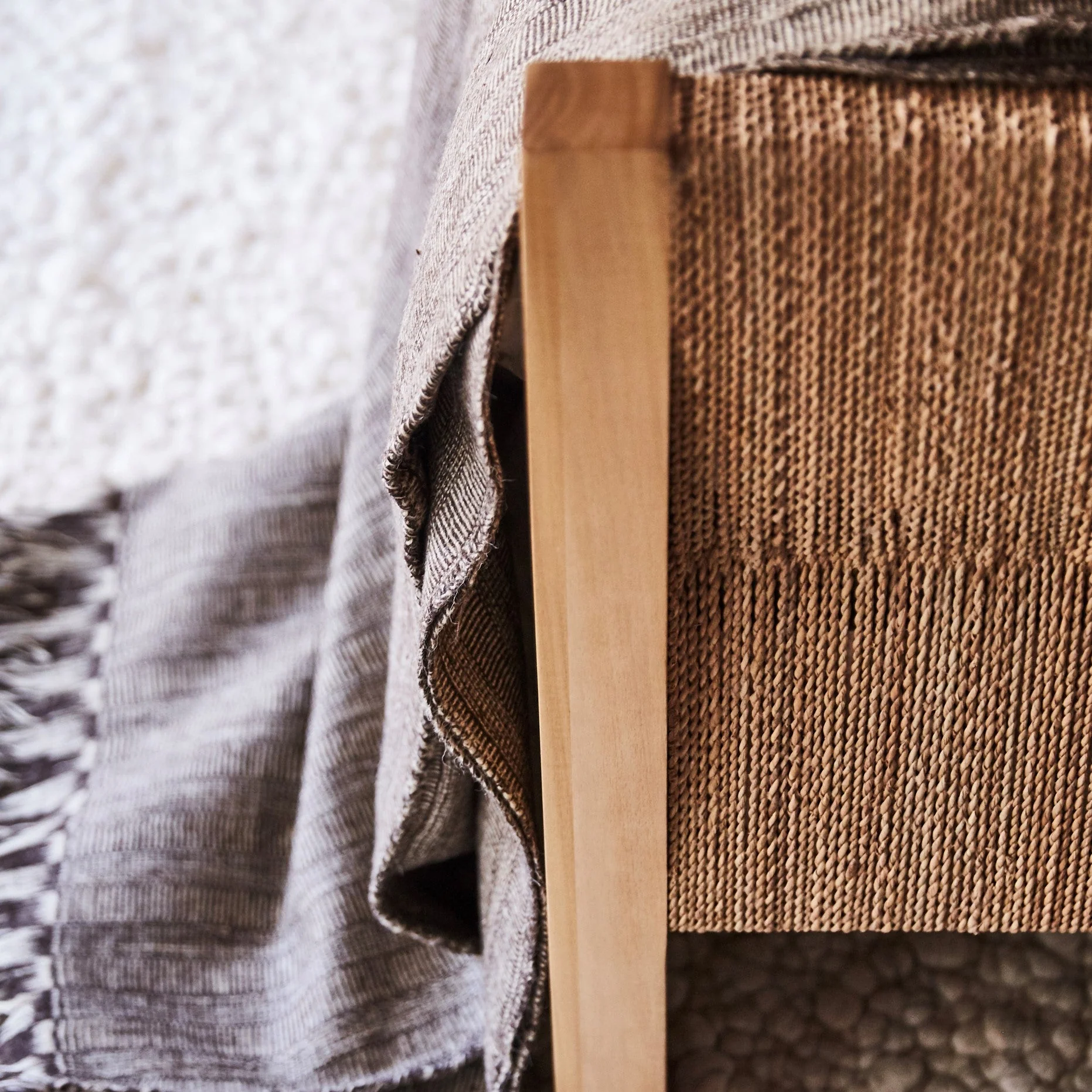 Textura Queen Bed - Image 4
