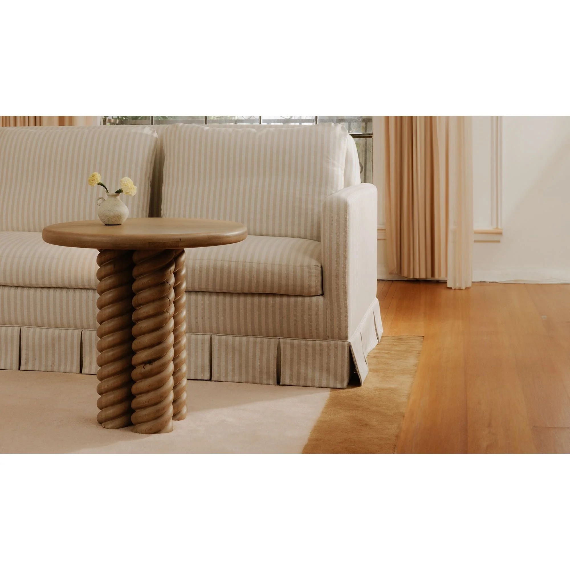 Treccia Oak Side Table - Image 3