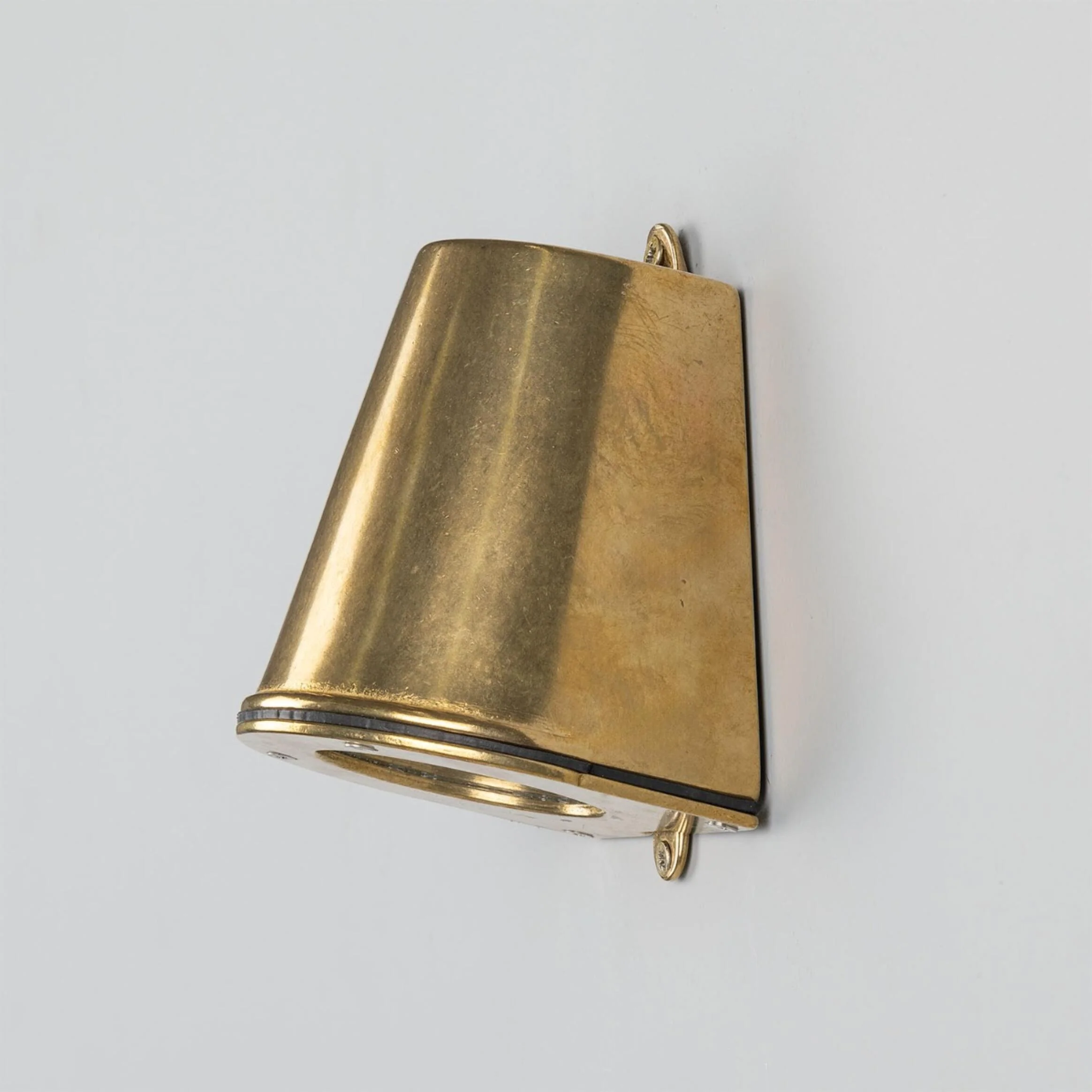 Wade Outdoor Brass Spot Light - Image 21
